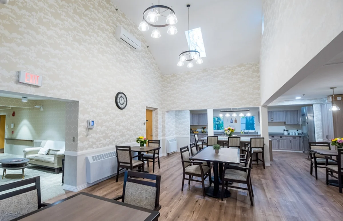 waiting area and kitchen/dining area